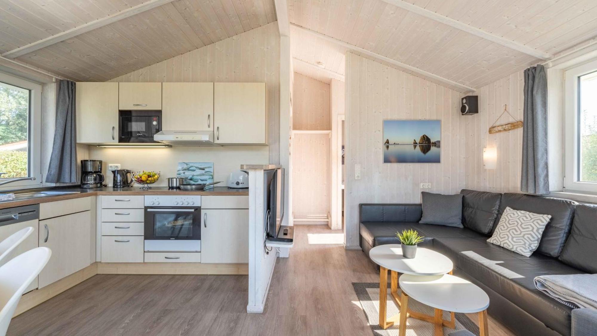 Strandhaus Freibeuterweg 14 *